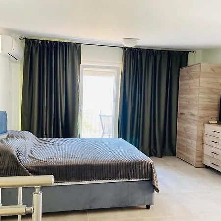 Natalia's Luxury Holiday home